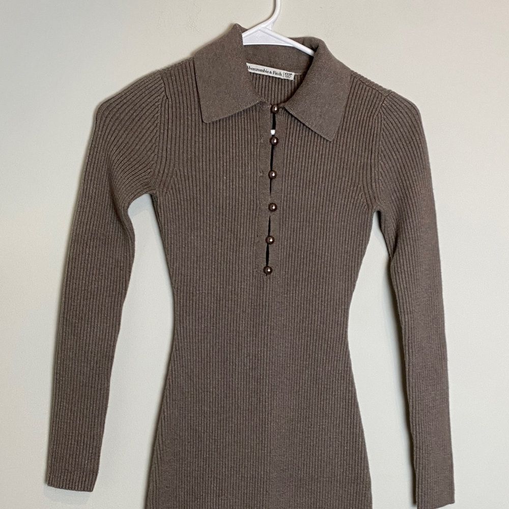 Abercrombie & Fitch long-sleeve collared midi sweater dress - Picture 7 of 13